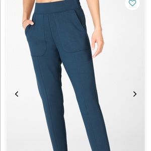 Fabletics Gemma Jogger - NWT (M)